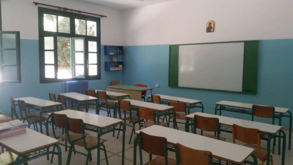 Κορωνοϊός: Πολλά τα κρούσματα στα σχολεία στο πρώτο self test της εβδομάδας – Πόσα ανακοινώθηκαν