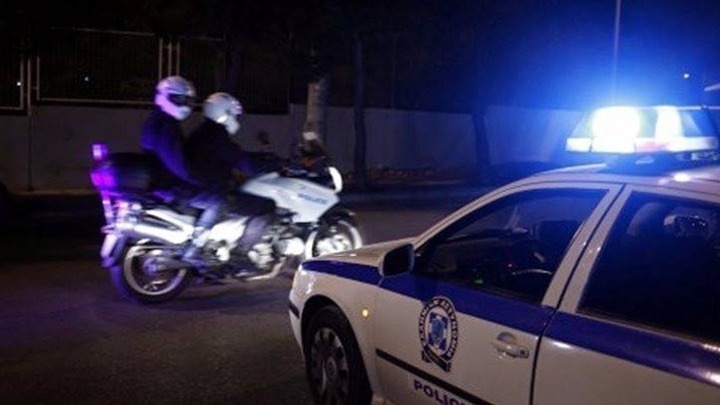 Συνελήφθησαν 6 άτομα που καλλιεργούσαν και διακινούσαν σημαντικές ποσότητες ακατέργαστης κάνναβης