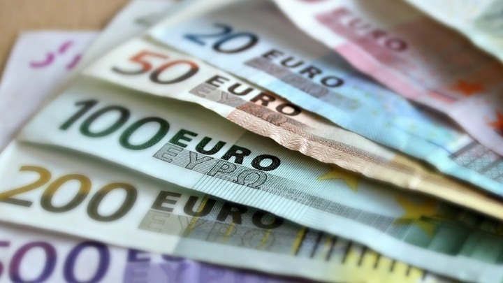 Έρχεται από Σεπτέμβρη νέο voucher 300 ευρώ – Οι δικαιούχοι