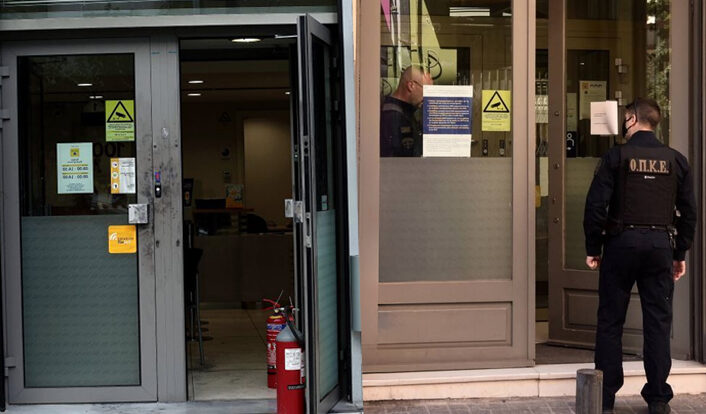 Πεύκη: Κλοπή 30.000 ευρώ με σχέδιο χολιγουντιανού τύπου
