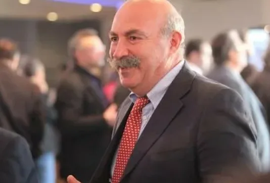 Επέστρεψε ο «εθνικός κοριός»: Κατηγορείται για δωροδοκία δικαστή – Η επιστολή που τον «έκαψε»