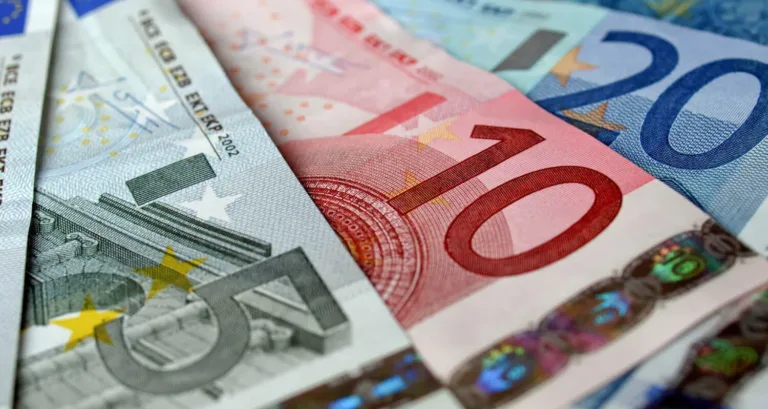 Ανακοίνωση για τον χάρτη πληρωμών από e-ΕΦΚΑ και Δυπα έως 31 Ιουλίου