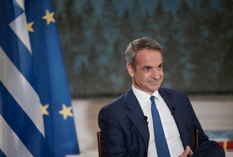 Μητσοτάκης: Επιπλέον μείωση 10 λεπτά στο πετρέλαιο κίνησης για τον Αύγουστο
